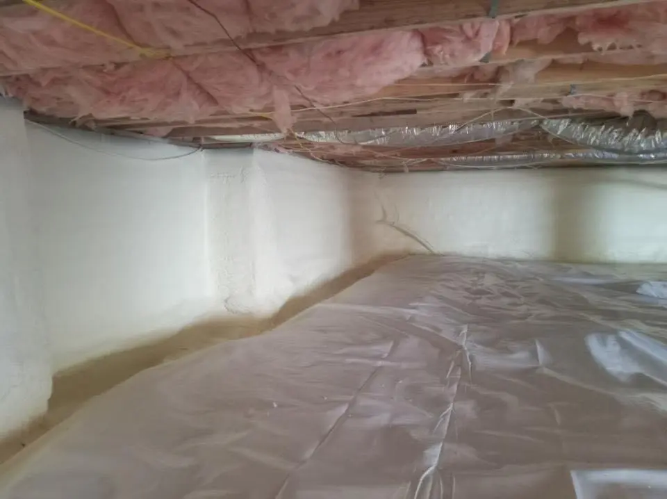 Crawl space encapsulation with closed-cell spray foam for Roof Maintenance in Jesup